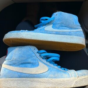 Nike blazer mid men’s sneakers